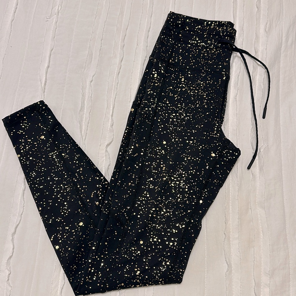 Black and Gold Speckled Drawstring Pocket Luxe Leggings